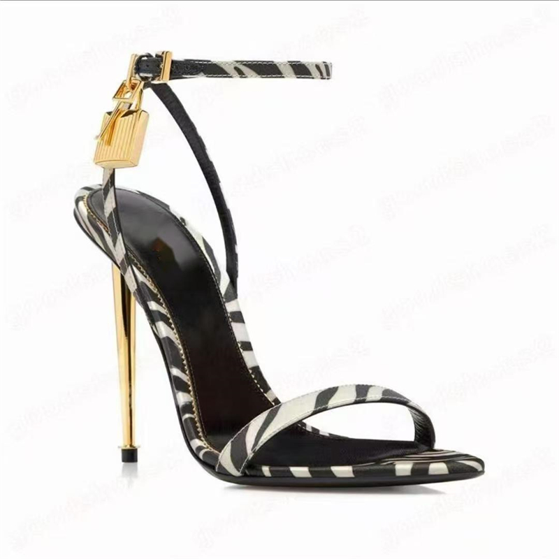 Sandalias de mujer con decorac - Women Fashion Show reseña y precio